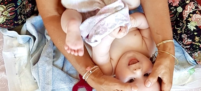 move birgit hug ayurvedische Babymassage
